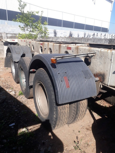 Carreta Porta Container Bug 40 Pes Com Pneus