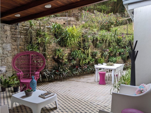 Exclusivo Apartamento En Venta En Alto Hatillo En Calle Cerrada