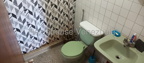 Marcos Gonzalez Vende Amplio Apartamento Zona Oeste Barquisimeto - Lara #25-23347