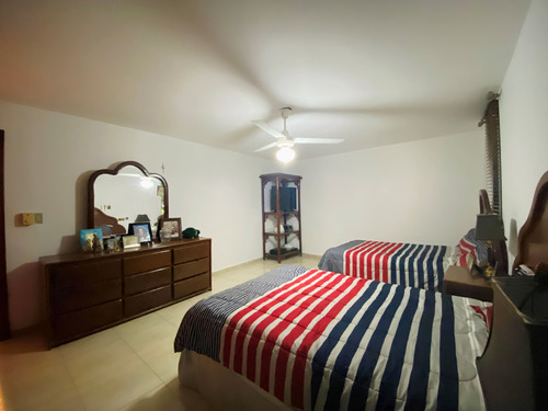 Casa De Venta En Arroyo Hondo, Prox A Arroyo Manzano