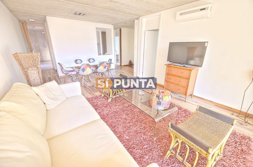 Imagen 4 de 21 de Apartamento En Alquiler, 1 Dormitorio Y Medio