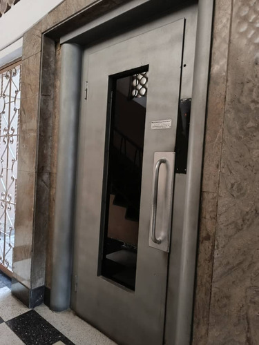 Alquiler Apartamento Remodelado De 41 M2, Ubicado En Sabana Grande