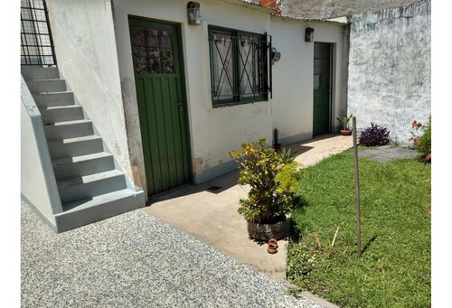 Imagen 5 de 12 de Casa En Lote Propio De 8,66x19