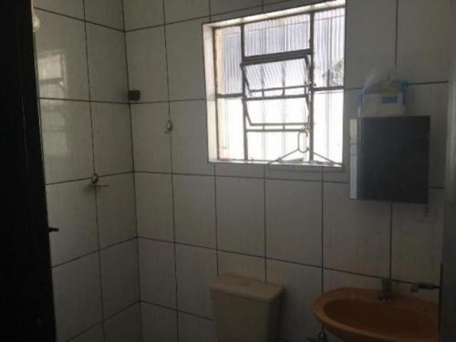 Casa Com Quintal Na Frente E Perto Da Praia Em Itanhaém Sp