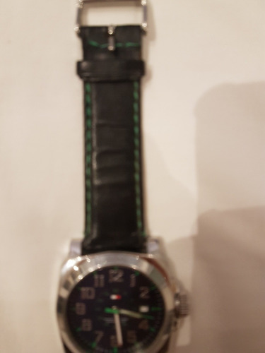 Relógio Tommy Hilfiger Com Pulseira Em Couro