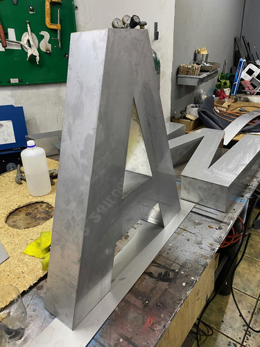 Imagen 4 de 6 de Letras Volumetricas De Acero Inoxidable 30cm