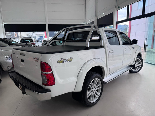 Toyota Hilux 2.7 Srv Cab. Dupla 4x4 Flex Aut. 4p