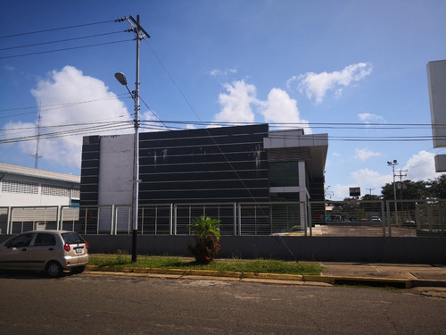 Imagen 10 de 11 de Alquila Tu Local En Unare I , 3 Meses De Gracia Para Que Remodeles, Inicia Tu Negocio En La Mejor Ubicación Puerto Ordaz, Anticípate A Esta Gran Oportunidad De Alquiler