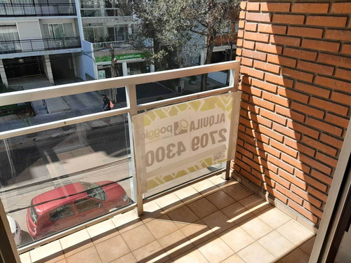 Imagen 2 de 16 de Alquiler Apartamento 2 Dormitorios Y Garaje Punta Carretas Alto 21 $30.000