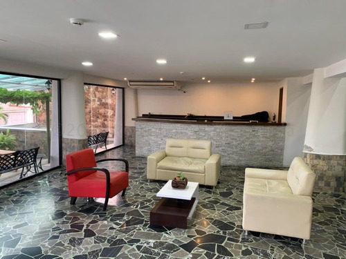 Hotel En Venta Playa Grande Es25-8854