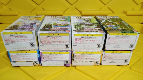 Real Woks - Dragon Ball Z- Kai - Pack 4 (8 Figuras) (Usado)