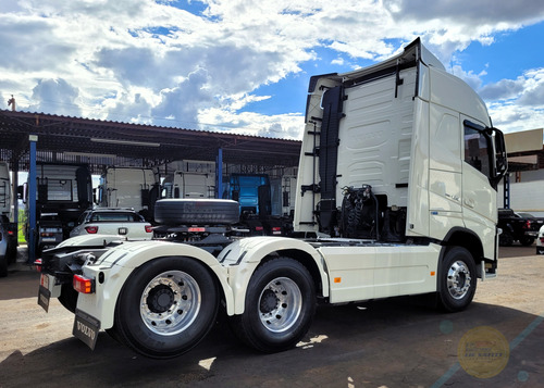 Volvo Fh 460 6x2 I-shift Ano 2021/21 Globetrotter