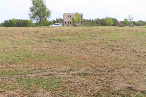 Imagen 7 de 18 de Venta Lote A La Laguna En El Cazal Barrio Náutico