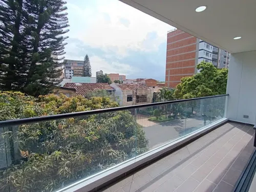 Apartamento En Arriendo Laureles 472-7213