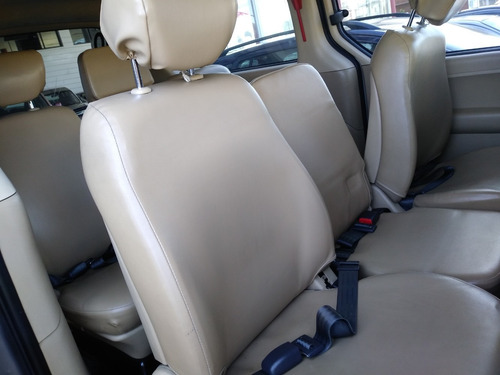 Hyundai H1 2.5 12 Pasajeros Premium 2010