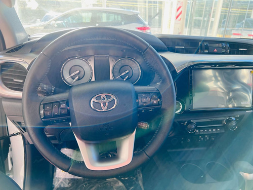 Toyota Hilux Pick-Up 2.8 Cd Srx 204Cv 4X4 At