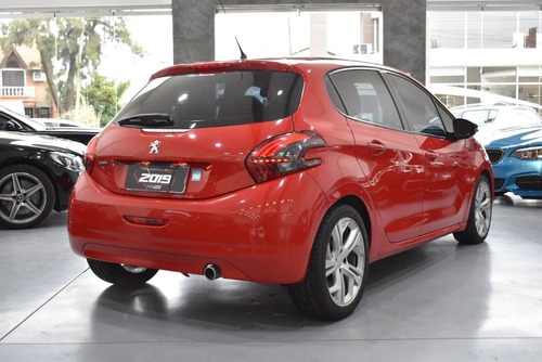 Imagen 3 de 18 de Peugeot 208 1.6 Urban Tech Car-cash