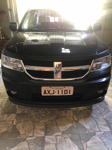 Dodge Journey 2.7 Sxt 5p