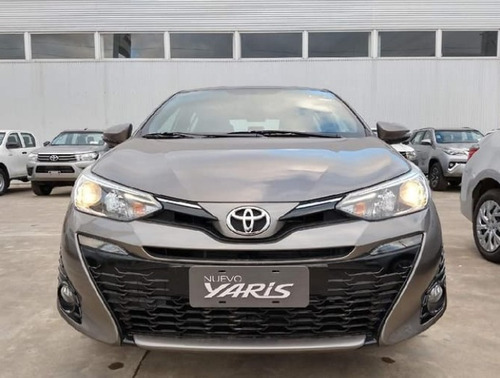 Toyota Yaris // 5p Xls Cvt Oportunidad ! 2021