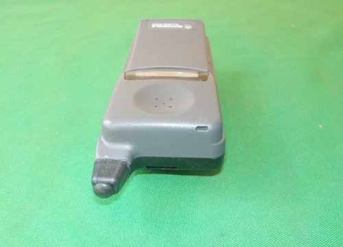 Telefone Celular Motorola Deluxe Alpha