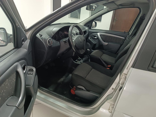 Renault Logan 1.6 Expression 8v Flex 4p Manual