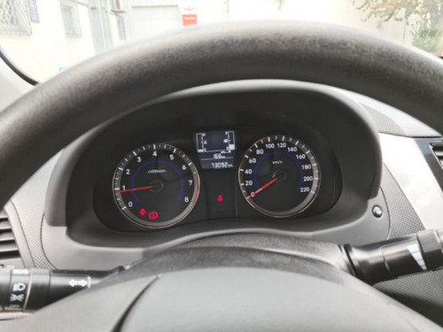 Hyundai Accent Accent Rb Sdn 1.4 6m/t Gl Av