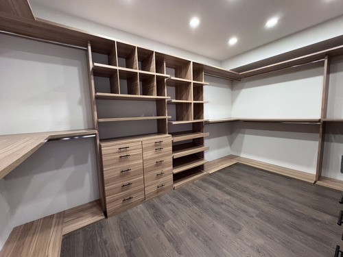Venta Departamento La Cuspide Bosque Real