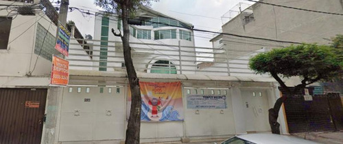Am- Bellisima Casa En Remate Con Buena Ubicacion En Napoles