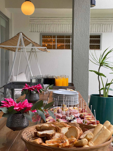 Salón De Fiestas Con Catering P/ Eventos Sociales Y Corporativos En Alquiler Quilmes Leer Descripción.-