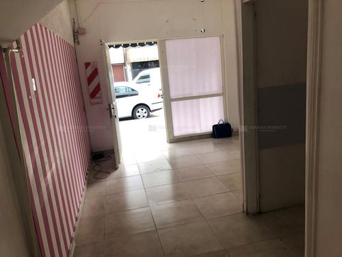 Local En Venta Ubicado En Lanús Este, Zona Sur