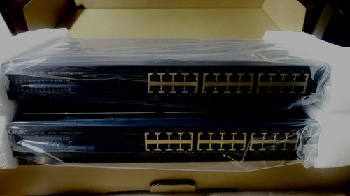 Switch De 24 Puertos Rj45 Tl-f1024 Para Instalar En Rack