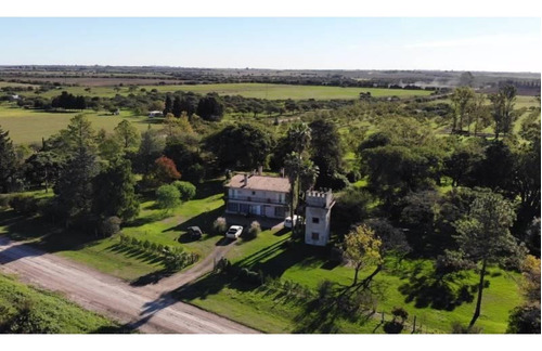 Imagen 1 de 27 de Comoda Casa Quinta De 4 Dormitorios Y 13.000 M2 De Parque Arbolado