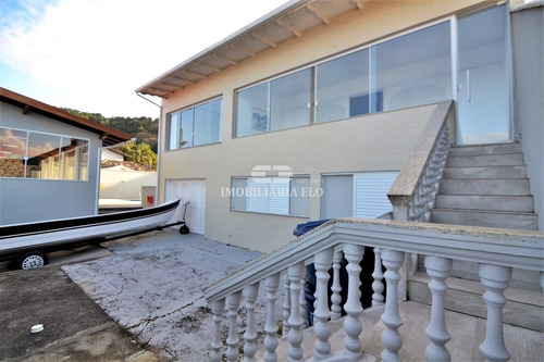 Imagem 16 de 30 de Casa De 500 M² De Área Construída Com Vista E Acesso Exclusivo Para O Mar! - 4647
