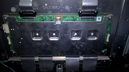 Sharp Aquos 70 Lc70ud1u En Partes (leds) (Usado)