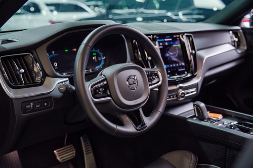 Volvo XC60 XC 60 T-8 R-DESIGN 2.0 (HÍBRIDO)