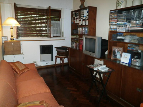 Departamento En Venta - 2 Dormitorios 2 Baños - 80mts2 - La Plata