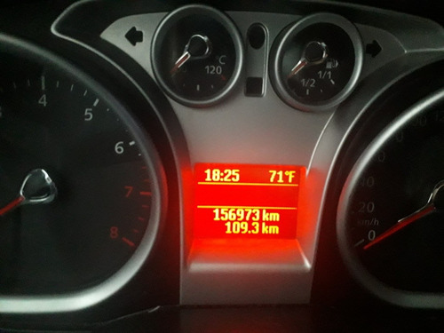 Ford Focus Sedan Gnc