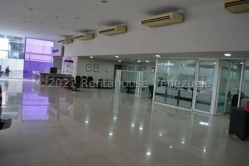 Imagen 6 de 21 de Lmgc Vende Espectacular Local Multiproposito Ó Concesionario En Las Palmas Cod: 22-23626