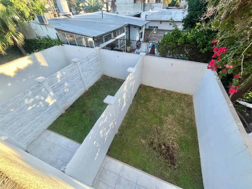 Duplex En Venta En Castelar Sur