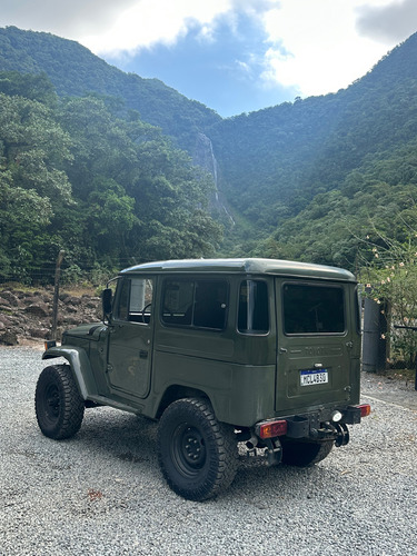 Toyota Bandeirante 3.7 Cab. Simples Longa 2p