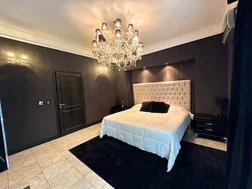 Venta Alquiler De Casa Estilo Francés En Barrio Parque, Palermo