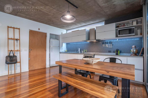 Imagen 11 de 30 de Modeno Departamento Único En Su Estilo Con Cochera - Acassuso - San Isidro