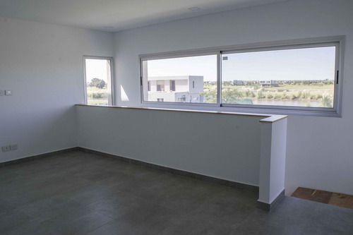 Imagen 12 de 30 de Casa En Venta 3 Ambientes El Cantón Maschwitz