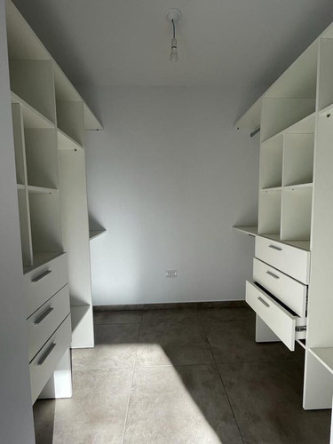 Imagen 14 de 22 de Duplex - 3 Dorm ( 1 En Suite ) - Escritorio - Calefacción Central