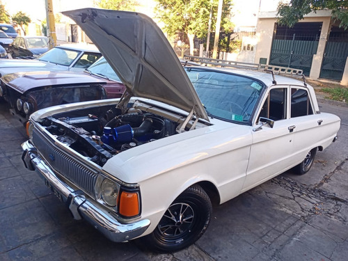 Ford Falcon 81