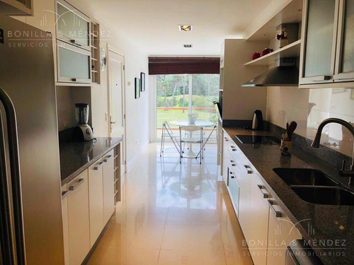 Veramansa, 4 Suites, Toilette, Dep, Parrillero Propio, 2 Cocheras