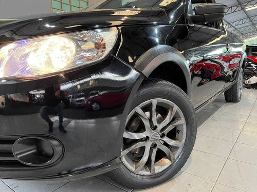 Imagem 8 de 15 de Volkswagen Saveiro 1.6 Cs 2011