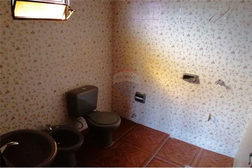 Vendo Casa De 4 Habitaciones Y 3 Baños.