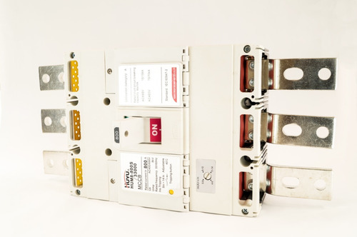 Interruptor De Caja Moldeada 3 Polos Huyu 800 Amp
