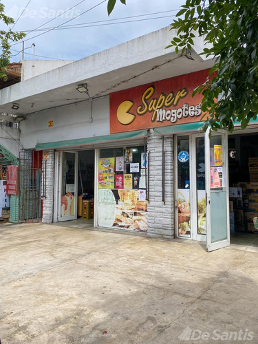 Local Comercial Versátil En El Corazón De Punta Mogotes